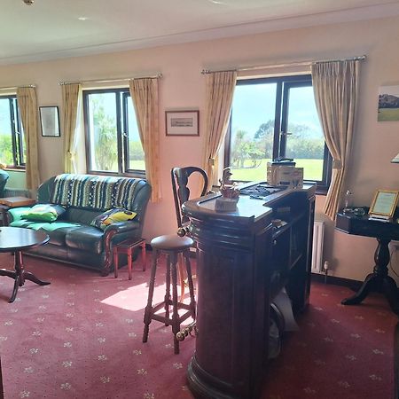Corthna Lodge Schull Extérieur photo